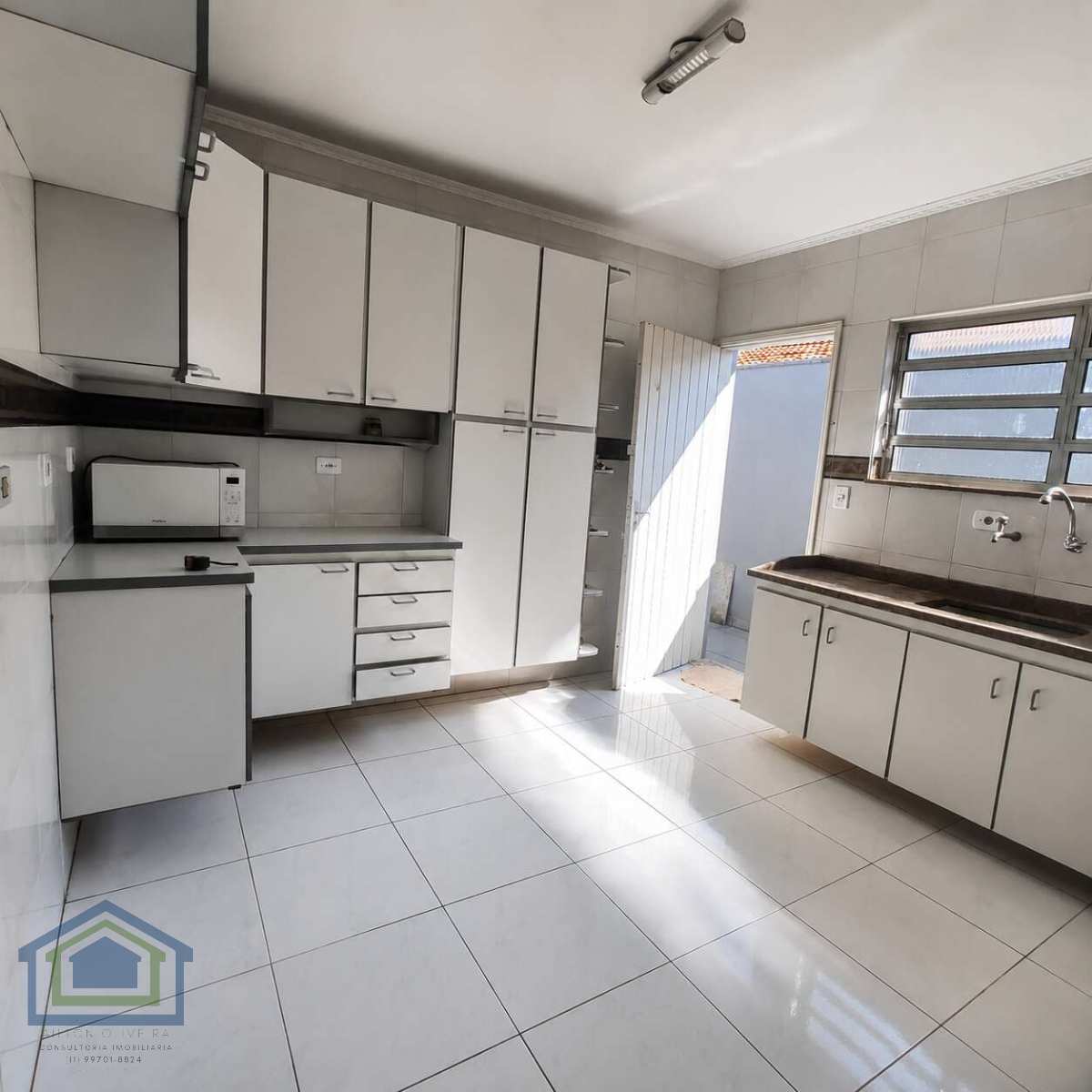 Casa Térrea à venda com 120m² de área construída, no bairro Rudge Ramos - São Bernardo do Campo - SP. - Casarely Imóveis