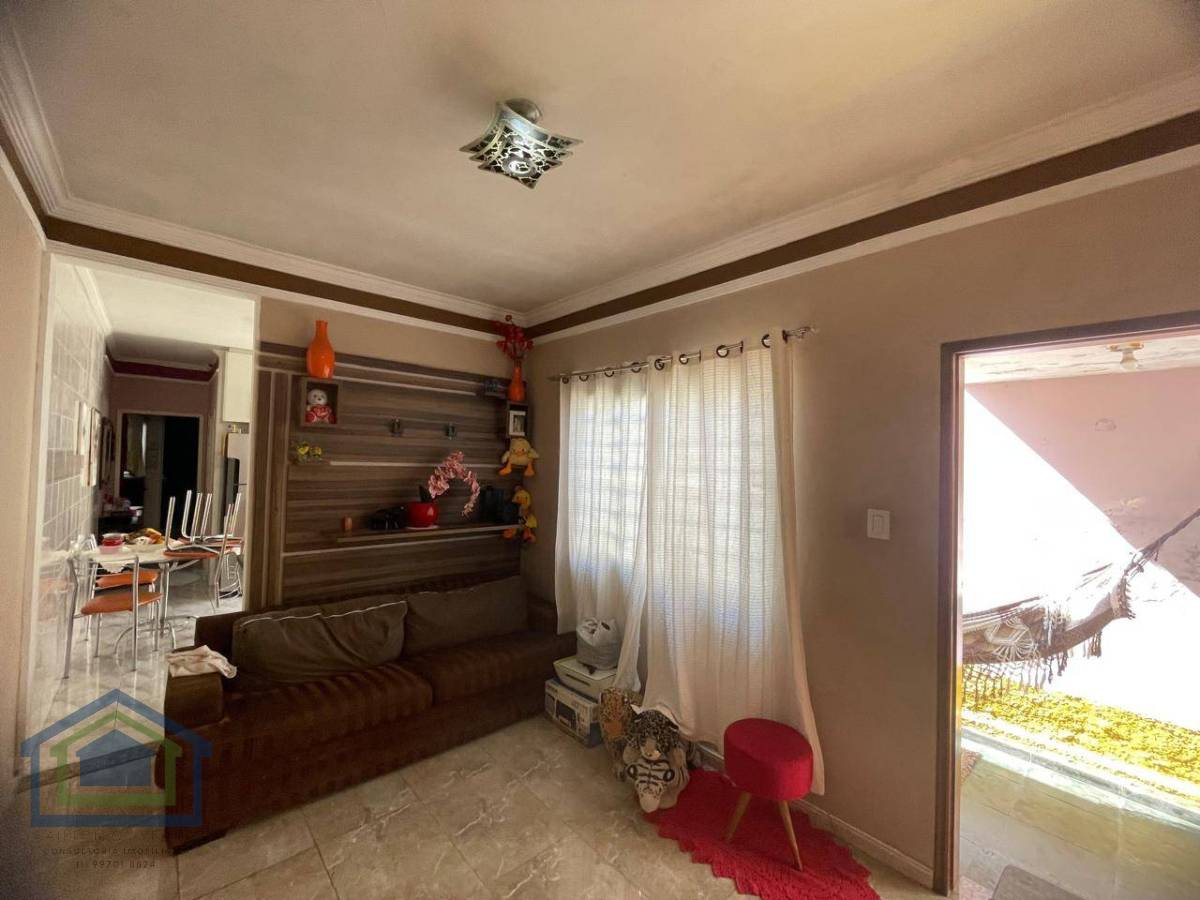 Linda Casa Térrea  à Venda com 125m² no Jardim Santo Ignácio em São Bernardo do Campo - SP - Casarely Imóveis