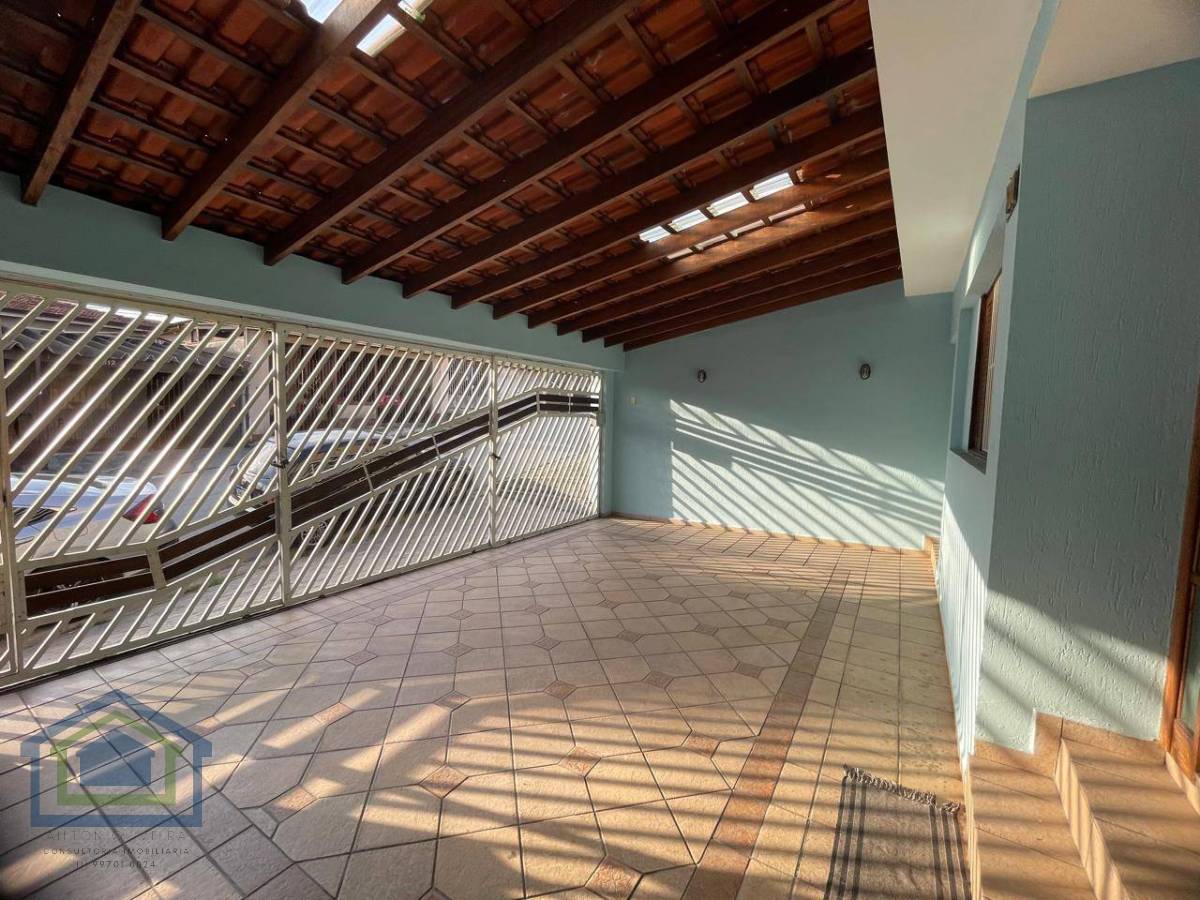 Linda Casa Térrea à Venda com 165m² no Bairro Assunção em São Bernardo do Campo - SP - Casarely Imóveis