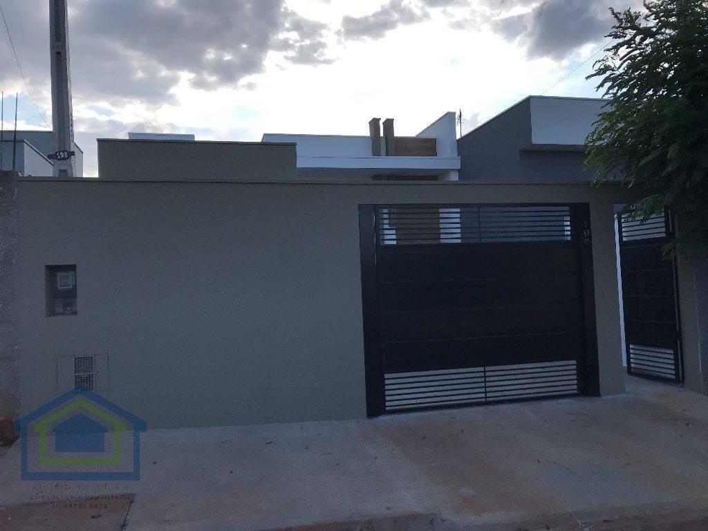 Linda Casa Térrea de 130m² no Bairro Portal Ville Jardim em Boituva - SP. - Casarely Imóveis