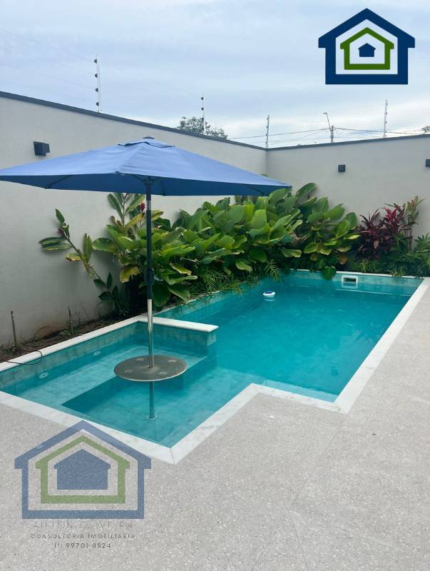 Linda Casa Térrea de 147m2  de Área Construída, e Terreno 250m2, no Bairro Portal Ville  Jardins  em Boituva- SP. - Casarely Imóveis