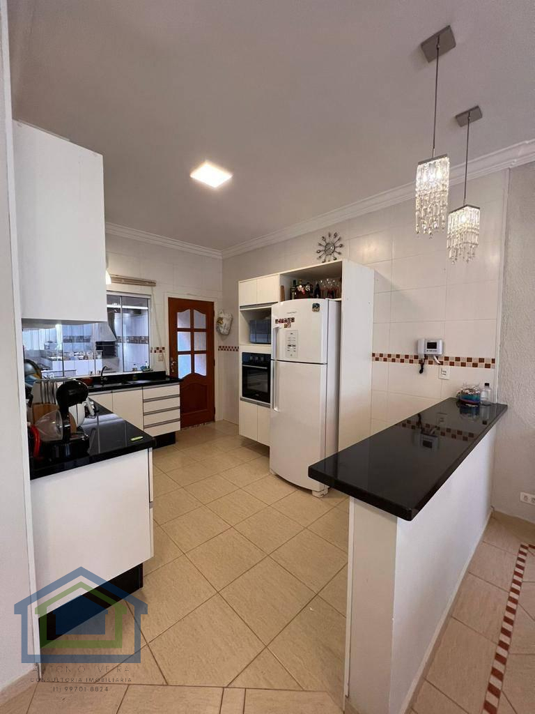 Linda Casa Térrea de 176,m² no Bairro  Residencial Vitoria em Boituva - SP. - Casarely Imóveis