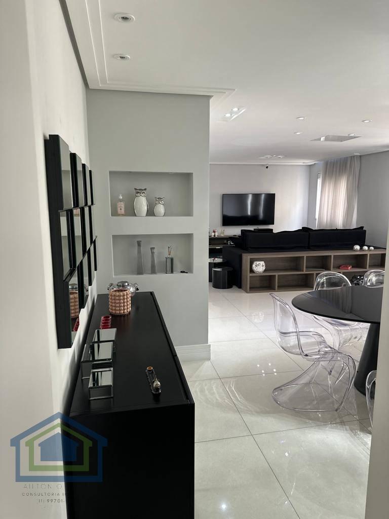 Lindo Apartamento de 144m2  com 03 dormitórios Sendo 01 Suíte, à Venda,  no Bairro Planalto em S.B.Campo - SP. - Casarely Imóveis