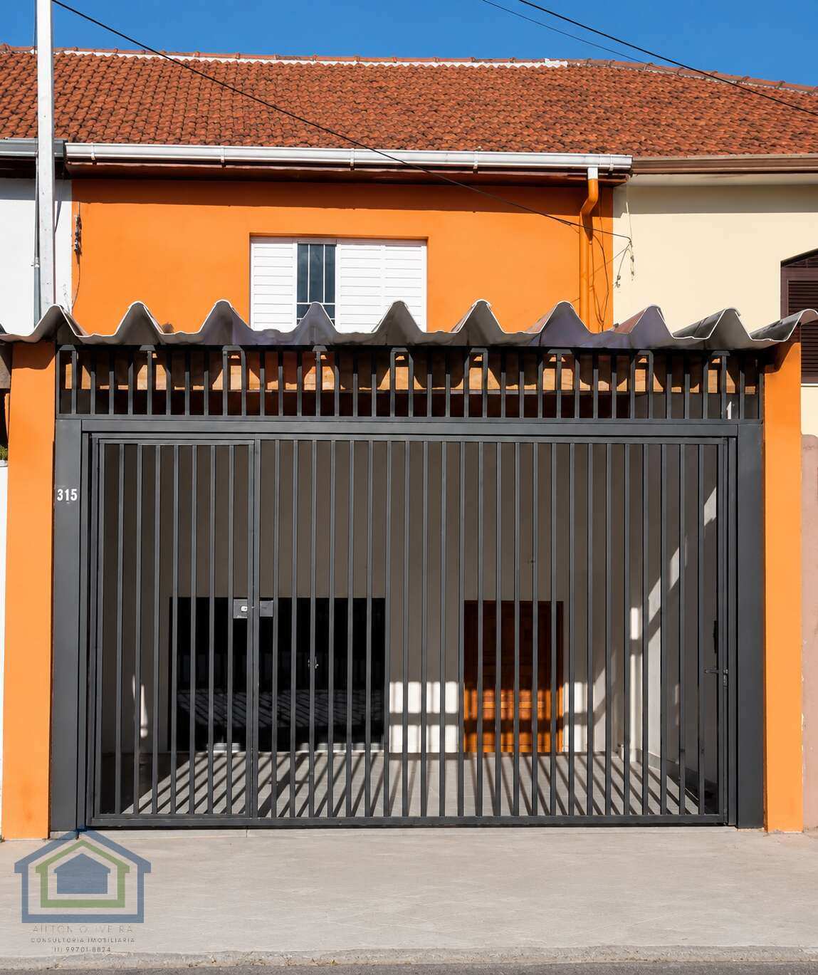 Lindo Sobrado à venda com 108m² de área construída, no bairro Vila Eldízia - Santo André- SP. - Casarely Imóveis
