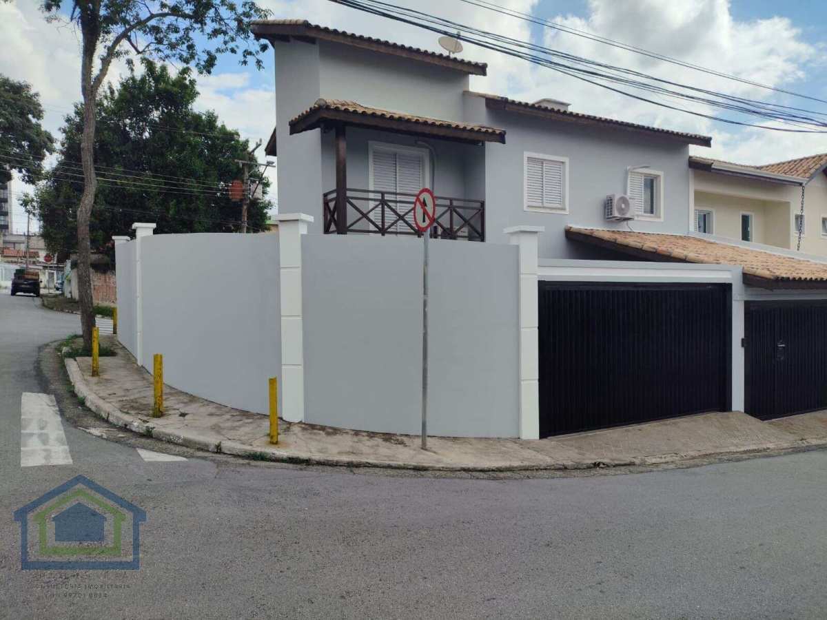 Lindo Sobrado à venda com 144m² de Área Construída, no bairro Assunção - São Bernardo do Campo - SP. - Casarely Imóveis