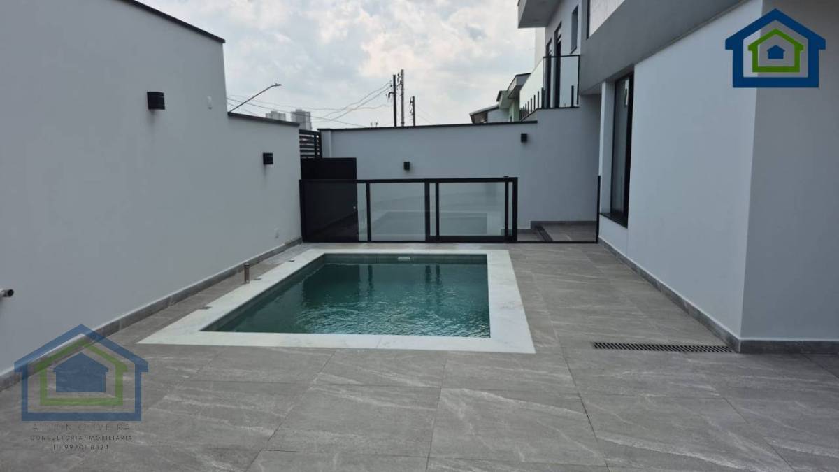 Lindo Sobrado à Venda com 160m² no Bairro Assunção em São Bernardo do Campo - SP - Casarely Imóveis