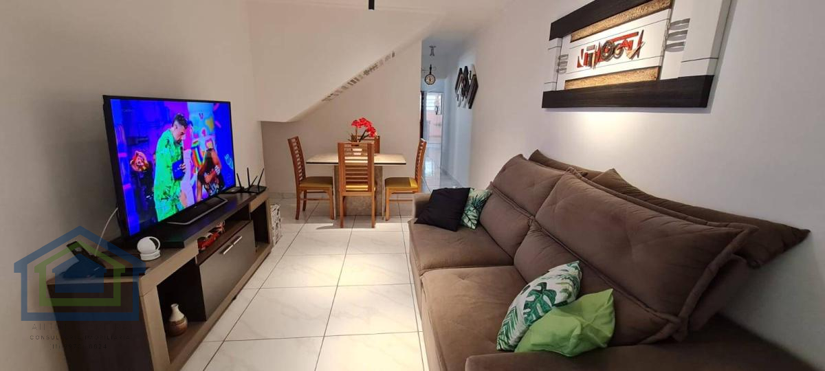 Lindo Sobrado com 03 Dormitórios Sendo 01 Suíte  à Venda,  184m² no Bairro  Jordanopolis  em São Bernardo do Campo - SP - Casarely Imóveis