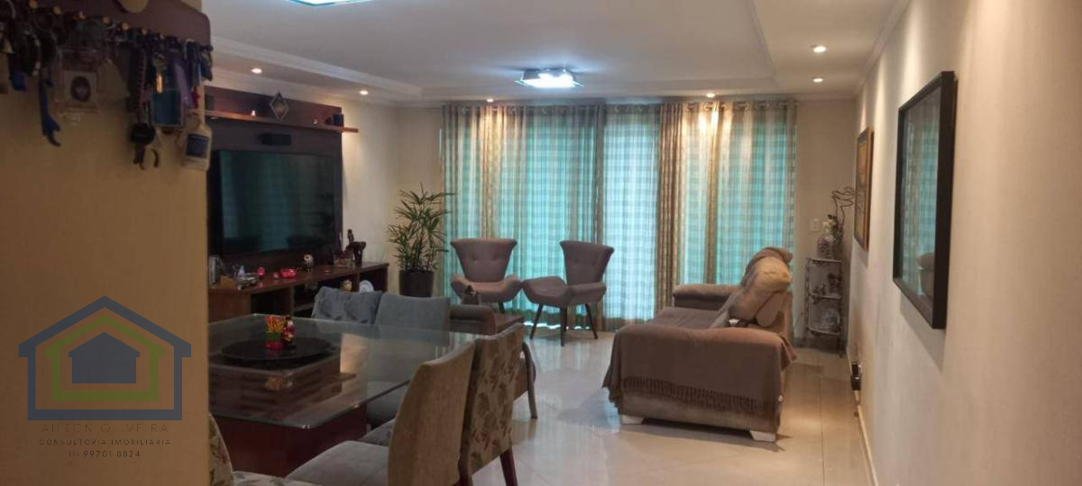 Lindo Sobrado com 03 Dormitórios sendo 03 Suítes  à Venda,  142m² no Bairro  Assunção  em São Bernardo do Campo - SP - Casarely Imóveis