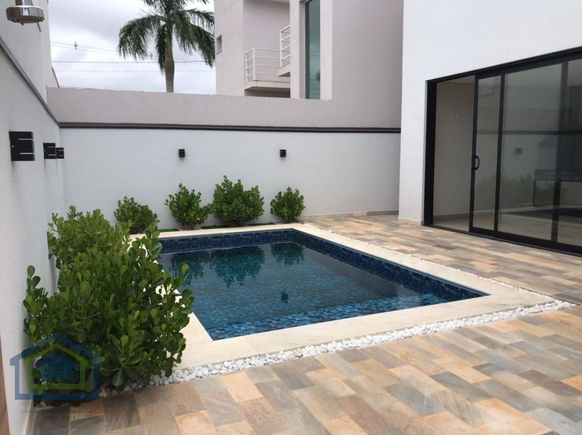 Lindo Sobrado  de  225m2, de área Construída, e Terreno de  310m2,  com Muito Verde no  Condomínio Jardim Europa  em Boituva - SP. - Casarely Imóveis