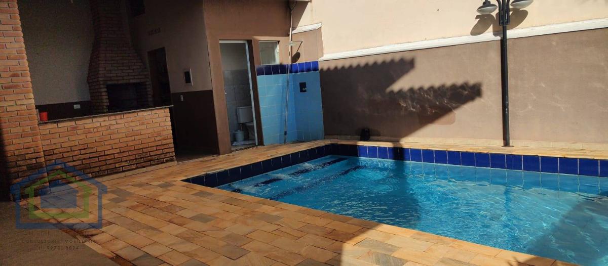 Lindo Sobrado de 275m² de Área Construída, e Terreno de 300m², á venda com Muito Verde no Condomínio Portal dos Pássaros em Boituva - SP. - Casarely Imóveis