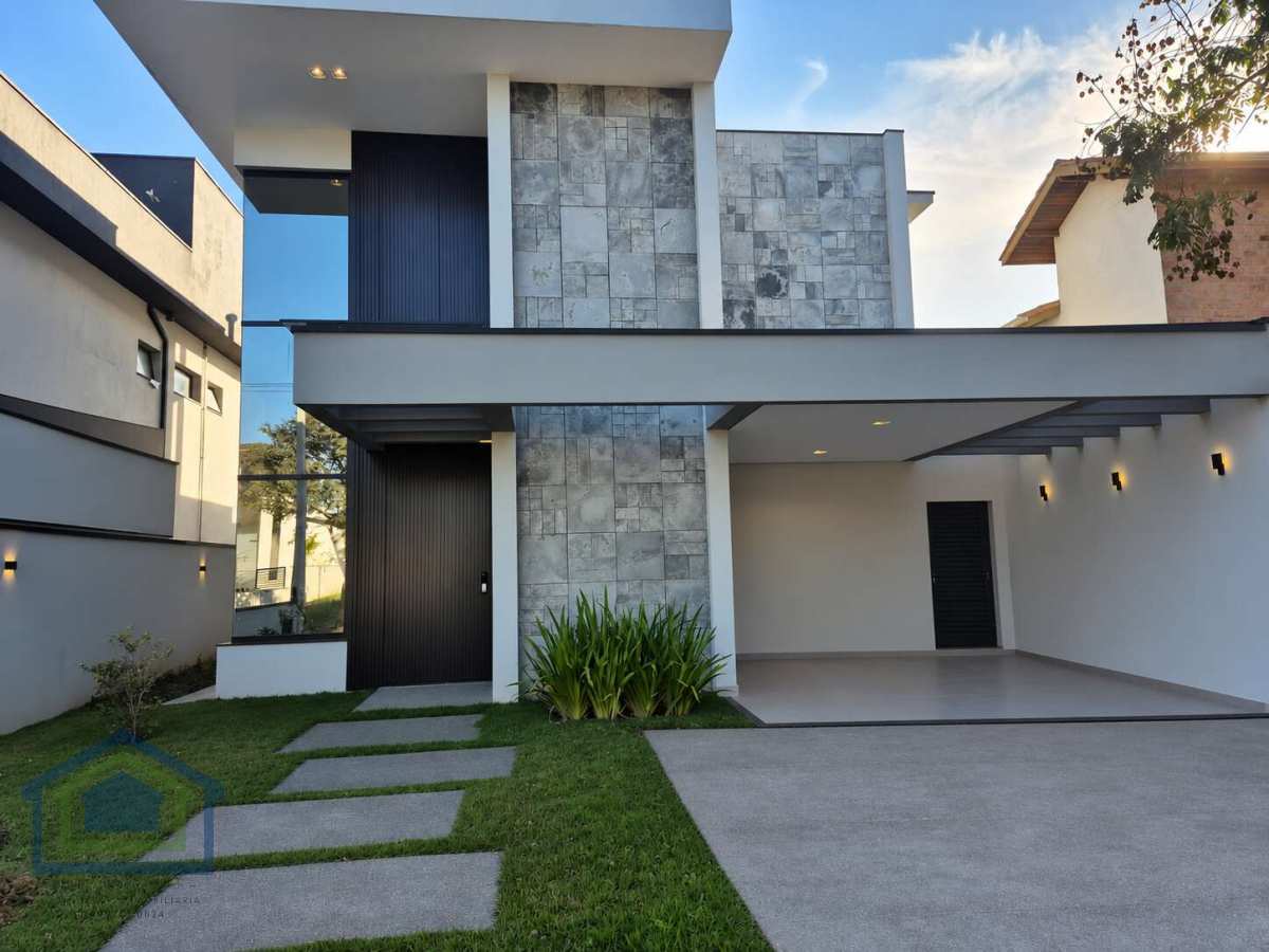 Lindo Sobrado no Condomínio Solaris Residencial e Resort, com 229,09m² de área Construída, terreno de 420m² em Boituva - SP. - Casarely Imóveis