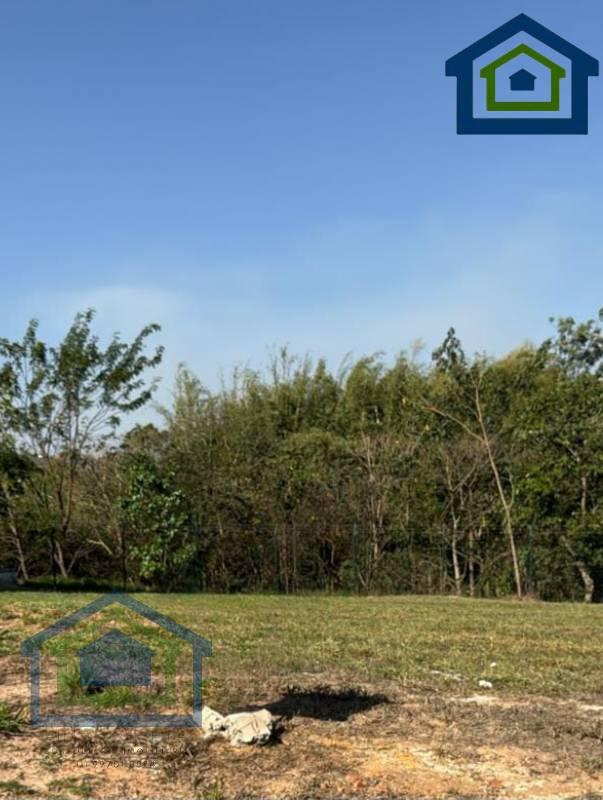 Lindo Terreno de 212m², em Condomínio Fechado Gran Reserve - Indaiatuba - SP. - Casarely Imóveis