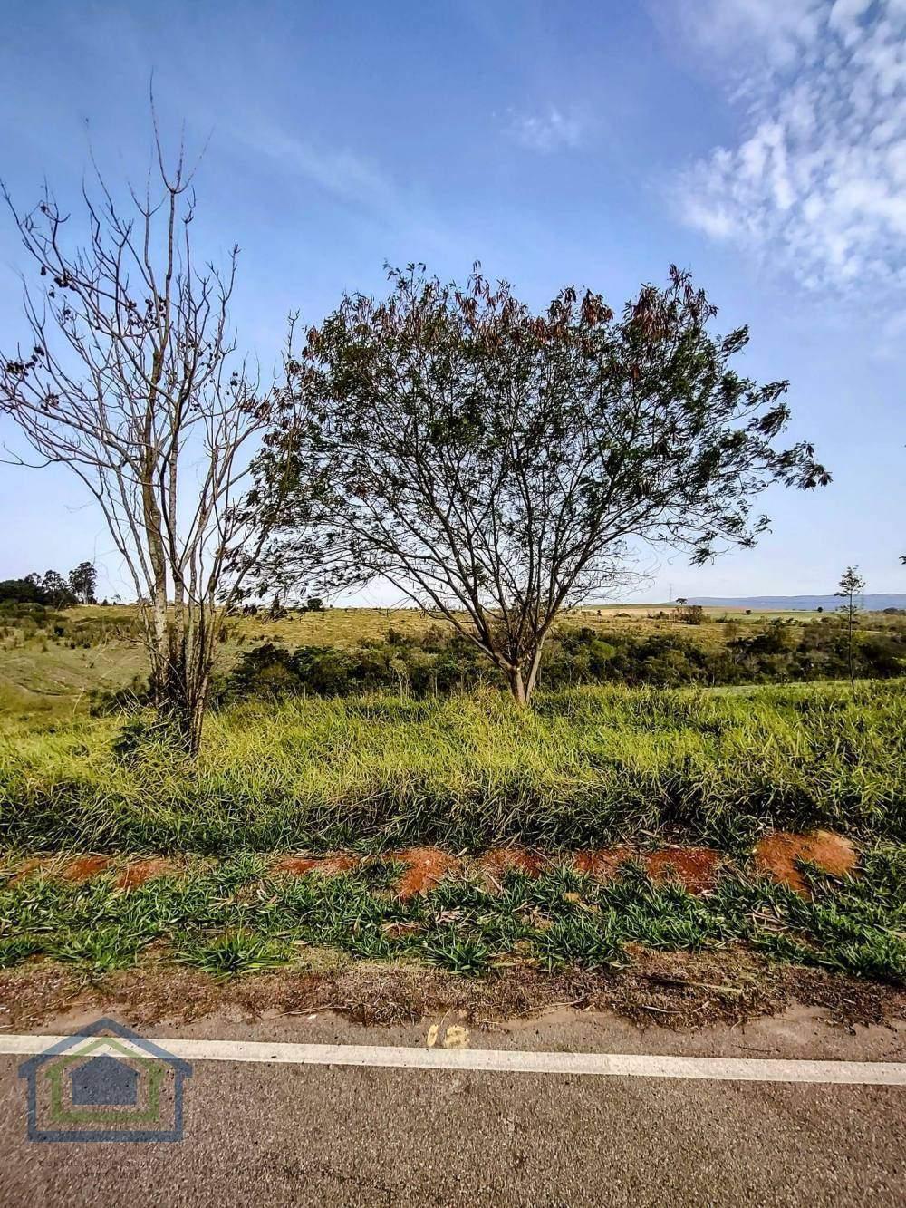 Ótimo Terreno em Condomínio Fechado 24hs Vitassay de 1.665m2, em Boituva - SP - Casarely Imóveis