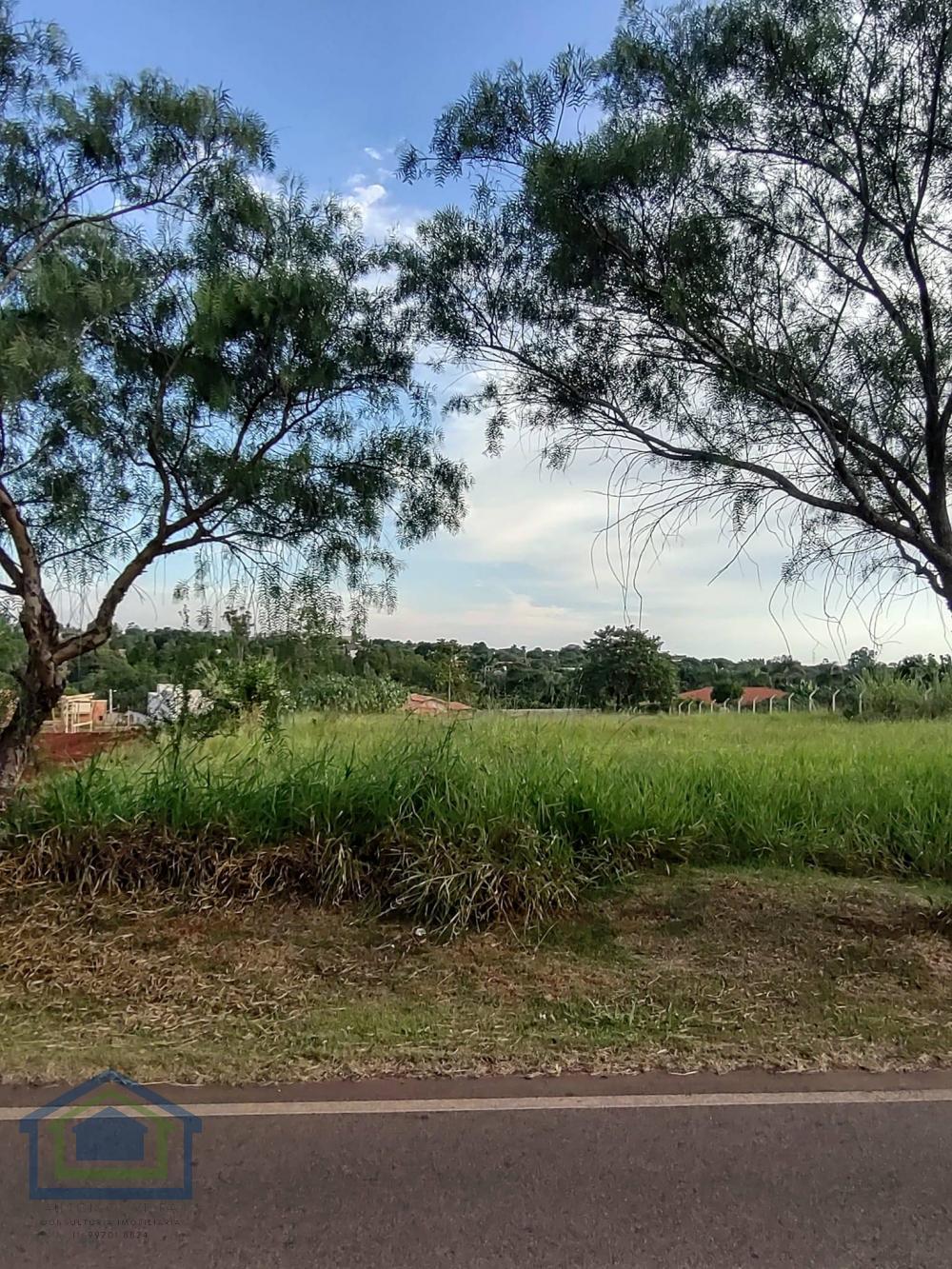 Ótimo Terreno em Condomínio Fechado 24hs Vitassay de 3.000m2,  em Boituva - SP - Casarely Imóveis