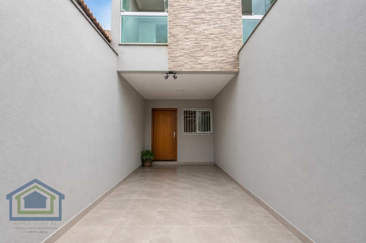 Sobrado à venda com 90m² de área construída, no bairro Piraporinha em Diadema - SP. - Casarely Imóveis